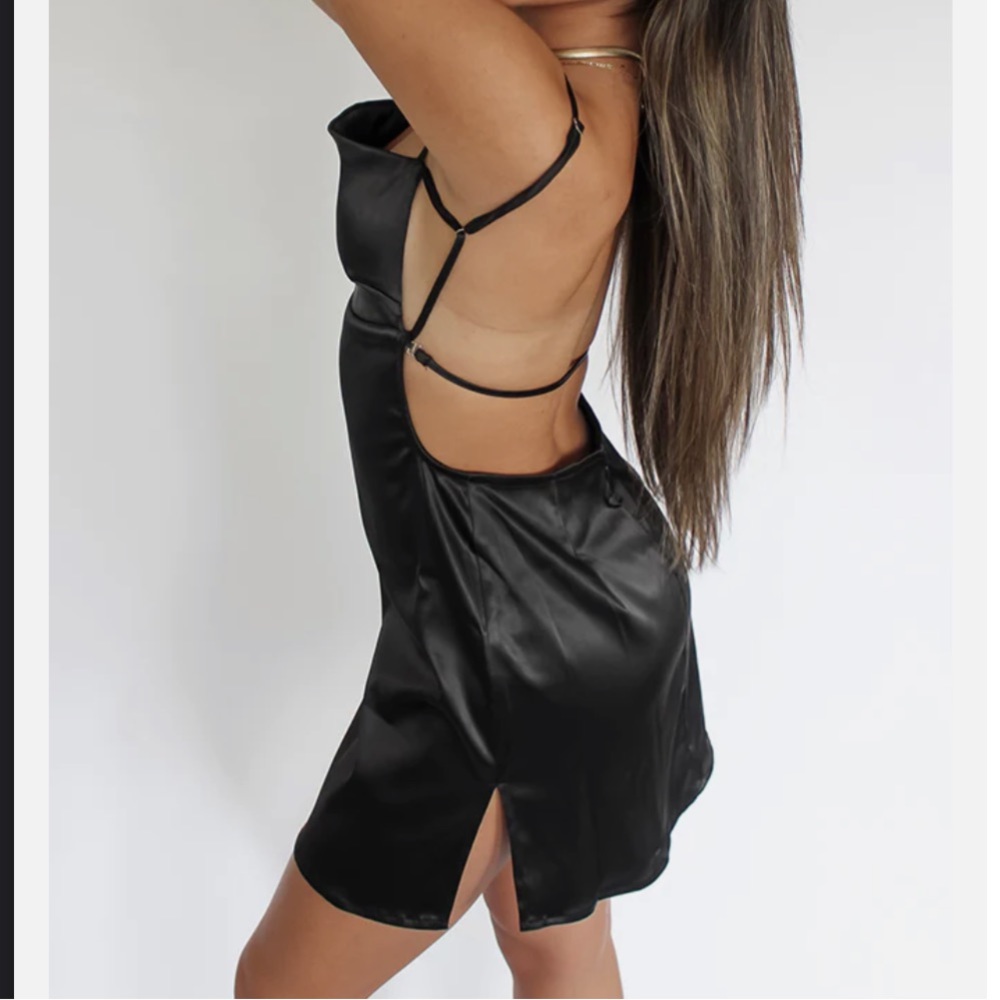 BEIGE BOTANY Mistletoe Black Strappy Backless Dress Size Small